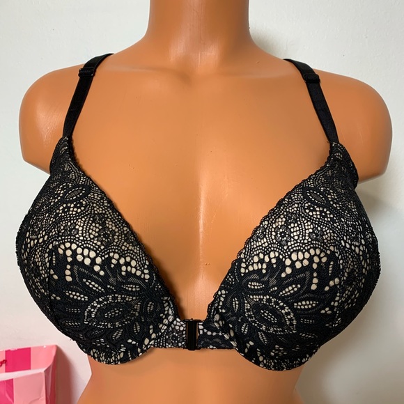 🚫SOLD🚫NEW VICTORIA’S SECRET STRAPPY BACK PUSH UP - Picture 2 of 6